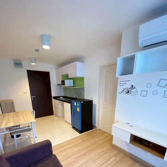 1-Bedroom Condominium in Chateau In Town Phahonyothin 32, Bangkok