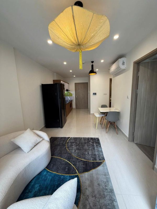 2 Bedroom Apartment on 20th Floor