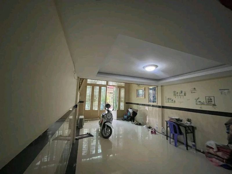 2 Bedroom House Near Korean School