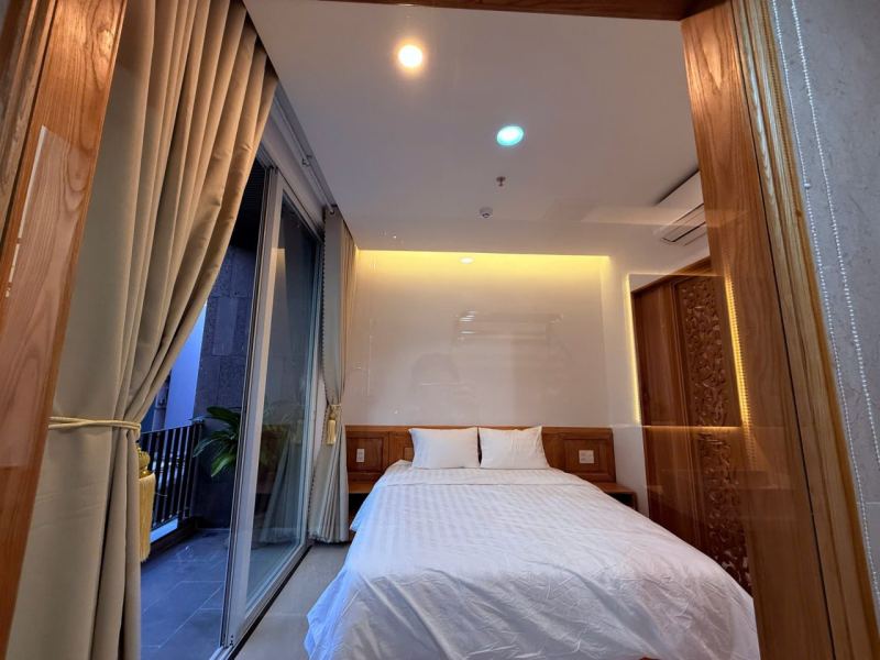 1-Bedroom Apartment with Balcony (Room 302) on An Cu 5