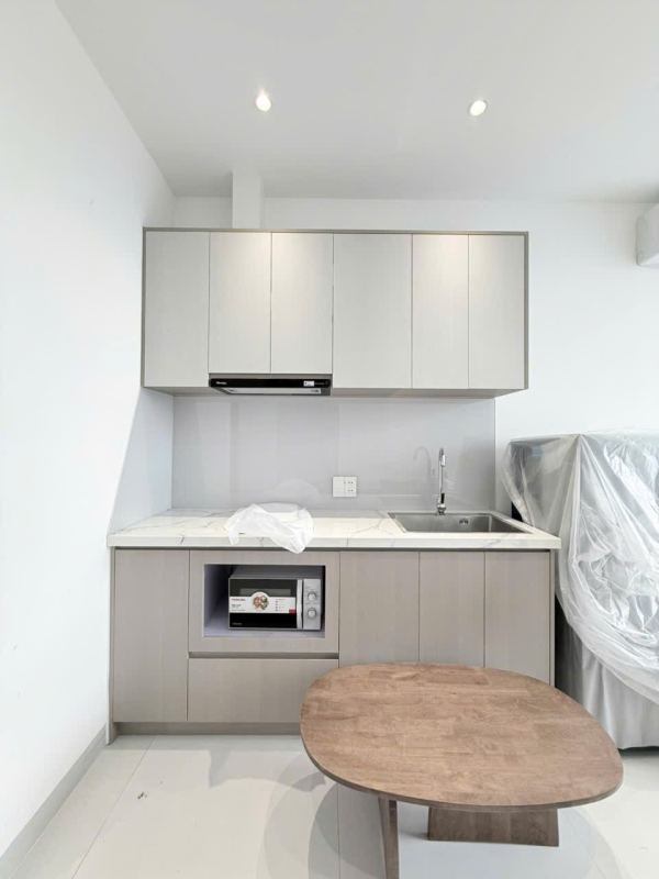2 Bedroom Apartment with Balcony Danang