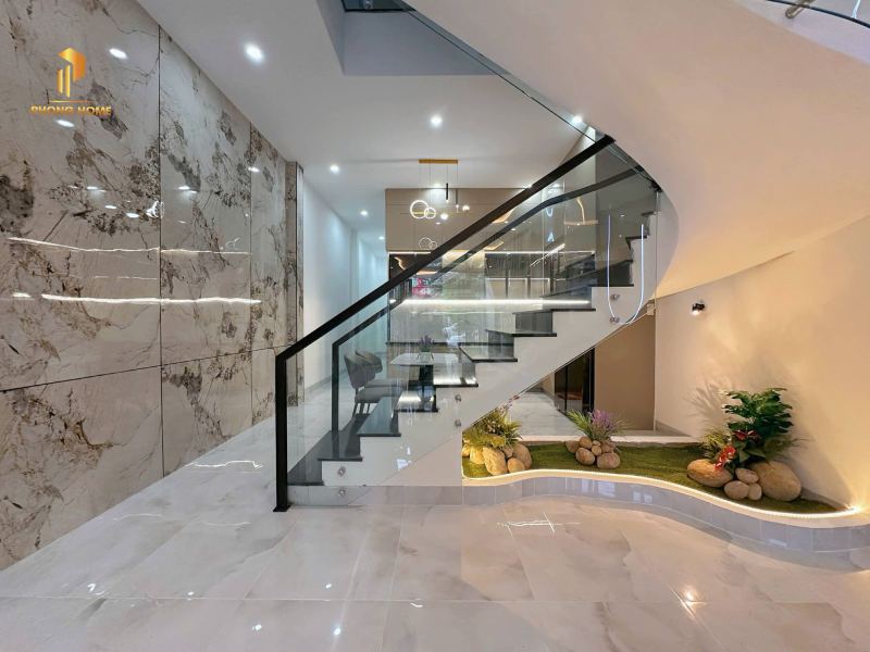 3 Bedroom House on Tran Xuan Le Street