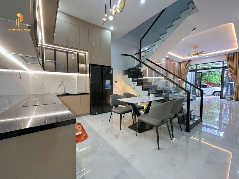 3 Bedroom House on Tran Xuan Le Street