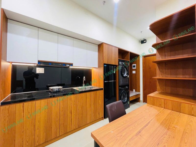 Studio with Balcony in Khue My