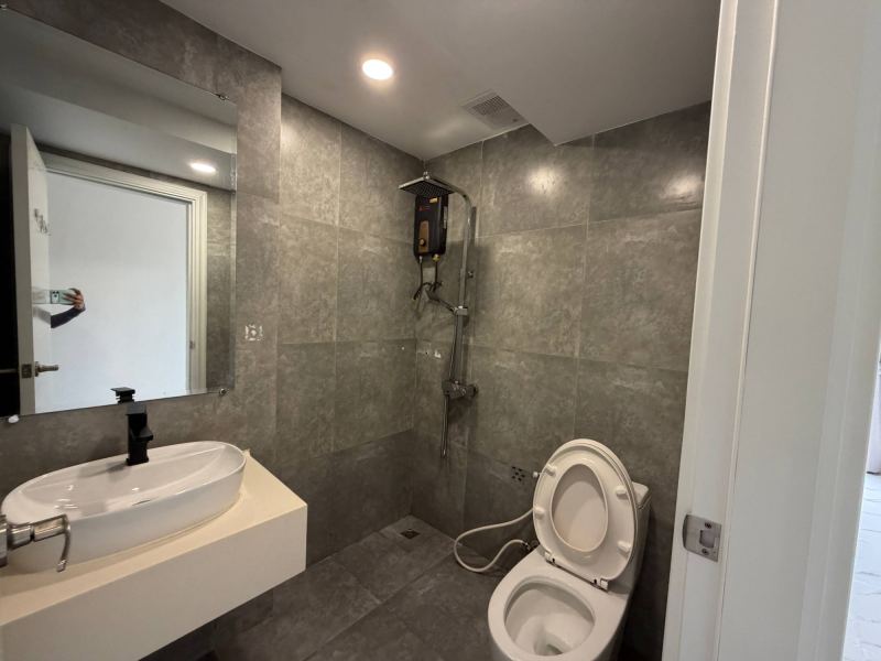 Furnished Single Room at UK 28Mithona