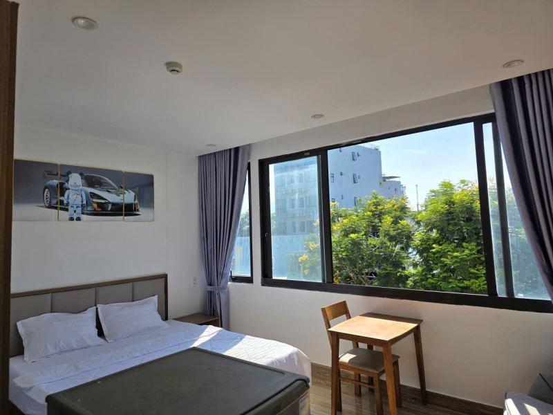 Studio with big window - Room 303