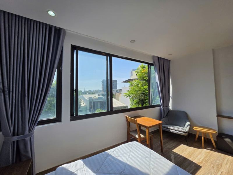 Studio with big window - Room 303