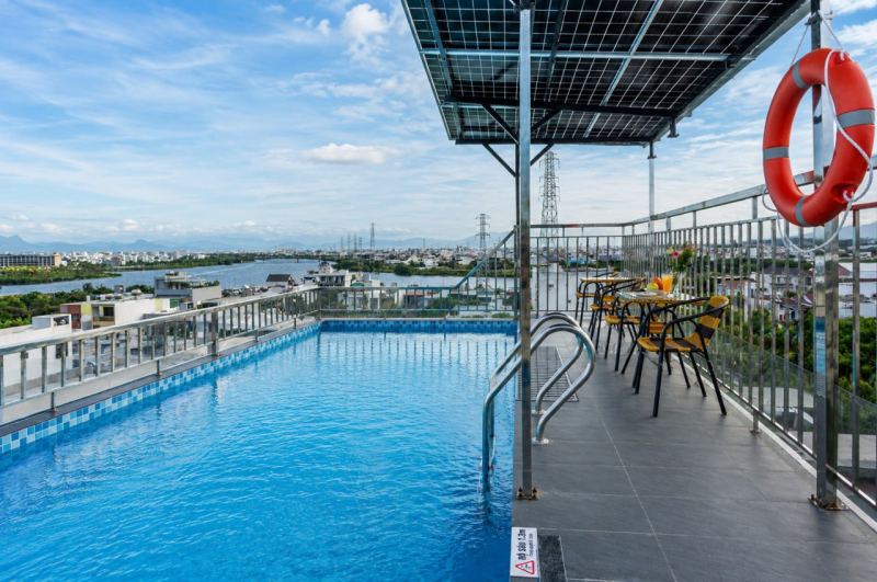 2 Bedroom Apartment on Nghiem Xuan Yem Street