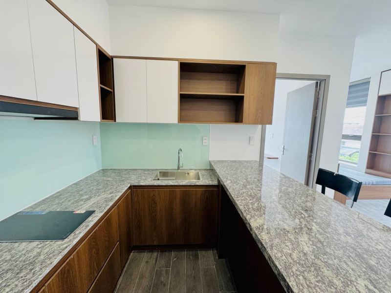 New 1 Bedroom Apartment
