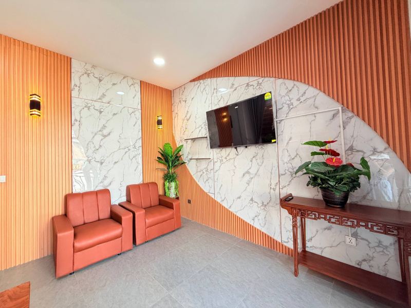 2 Bedroom Service Apartment in BKK3, Phnom Penh
