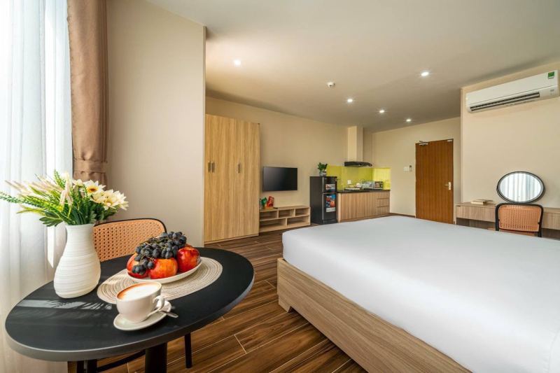 Studio Apartment on Nguyen Van Thoai Street
