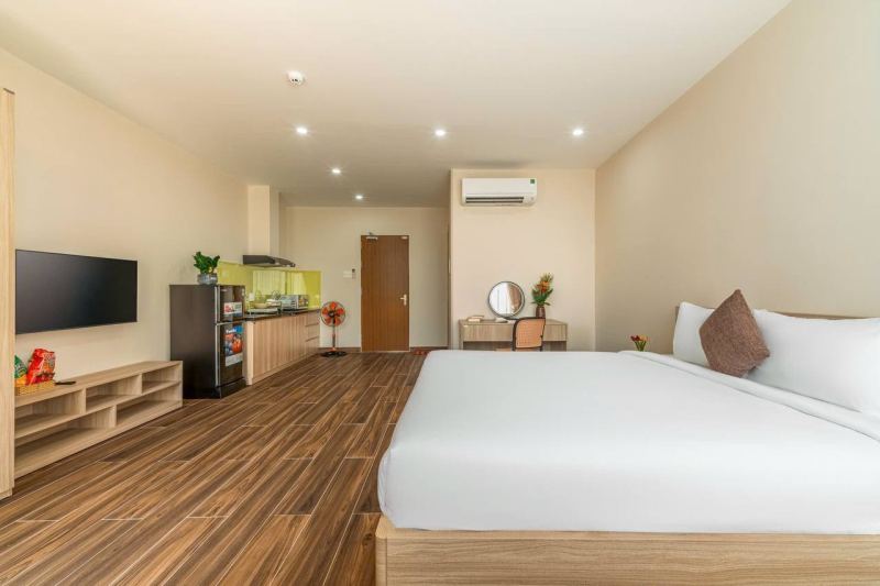 Studio Apartment on Nguyen Van Thoai Street