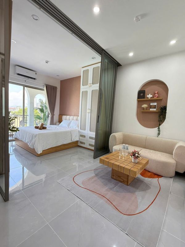 Brand New 1 Bedroom Apartment on To Hien Thanh Street