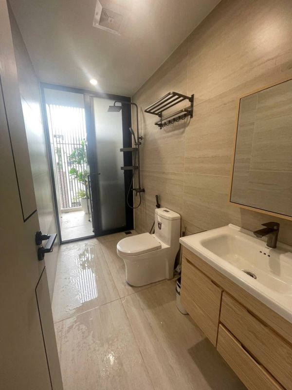 Brand New 1-Bedroom Apartment on An Thuong 21