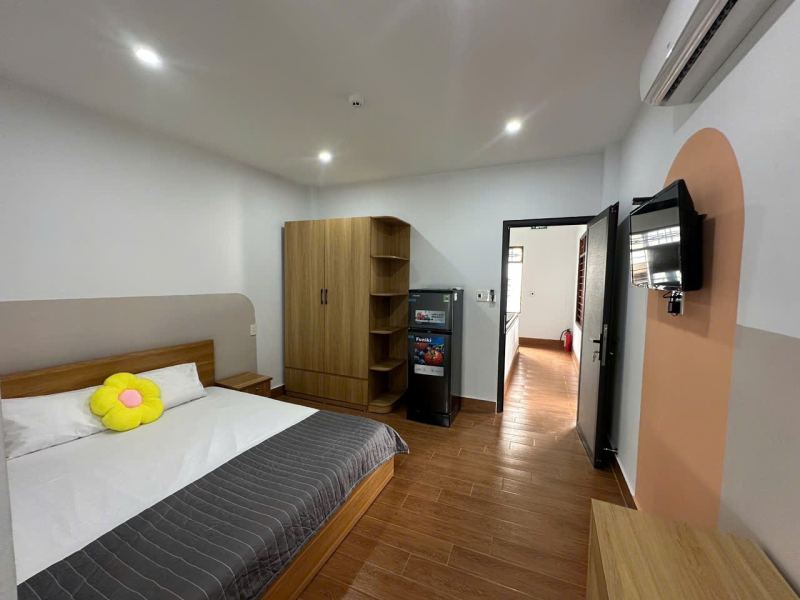 Studio apartment with balcony in Hoa Cuong