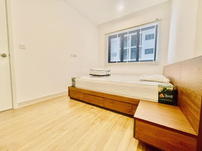 1-Bedroom Condo at Park Land TK