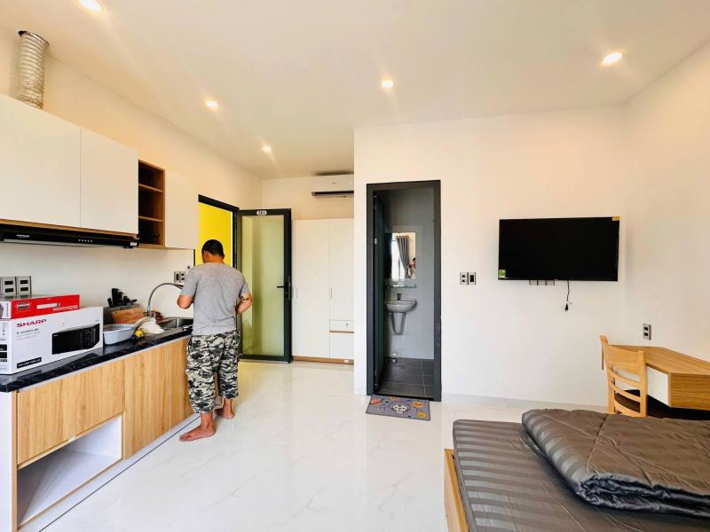 Studio Apartment on Le Huu Trac Street