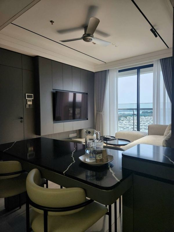 2 Bedroom Apartment Lumiere Boulevard