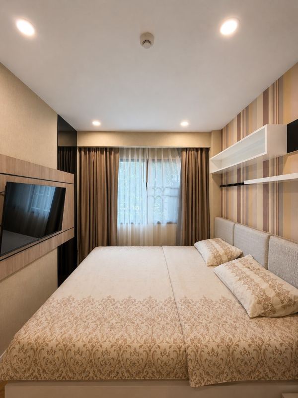 1 Bedroom Apartment Dusit Grand Park 1