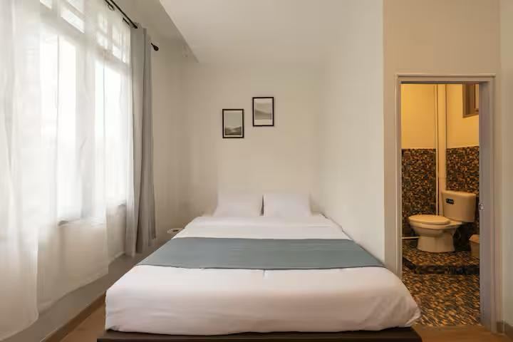 4‑bedroom townhouse for short‑term rent