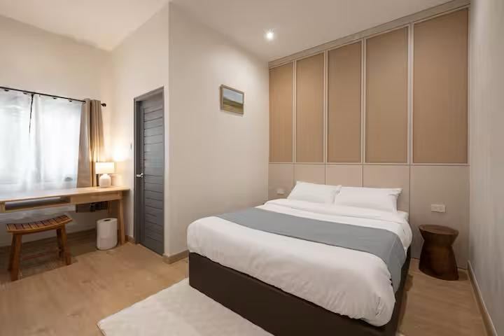 4‑bedroom townhouse for short‑term rent