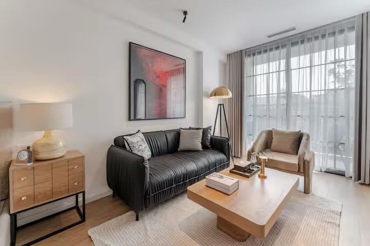 1 Bedroom Apartment in Old Quarter Hanoi