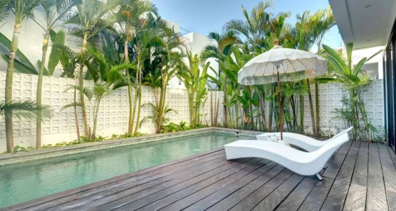 4 Bedroom Villa with Private Pool