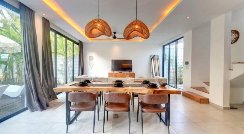 4 Bedroom Villa with Private Pool
