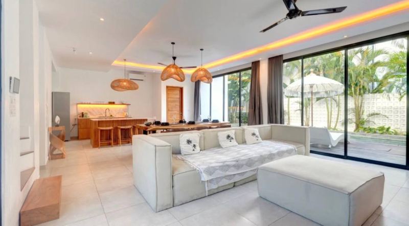 4 Bedroom Villa with Private Pool