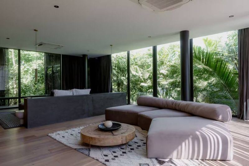 6 Bedroom Luxury Villa with Garden in Pererenan