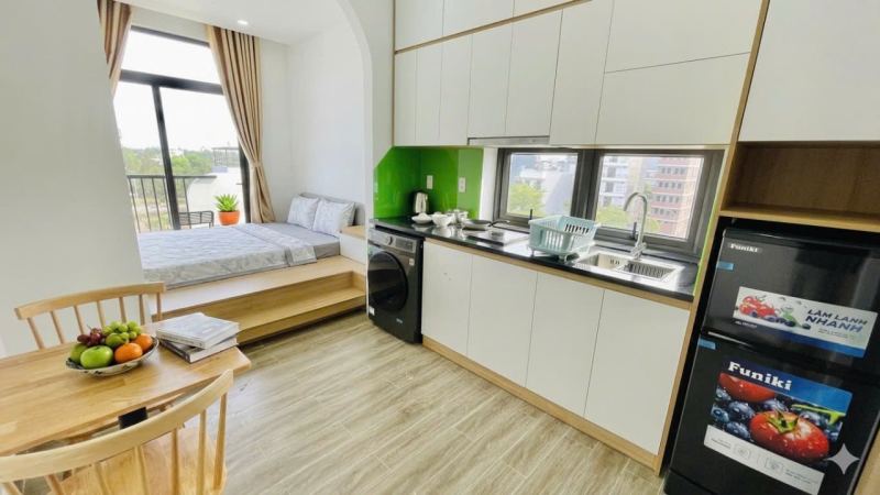Studio with Balcony Room 302