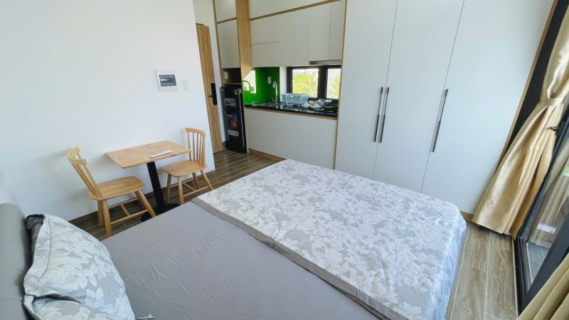 Studio with Balcony Room 401