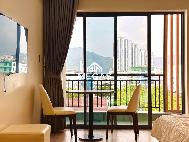 Luxury studio apartment north of the beach