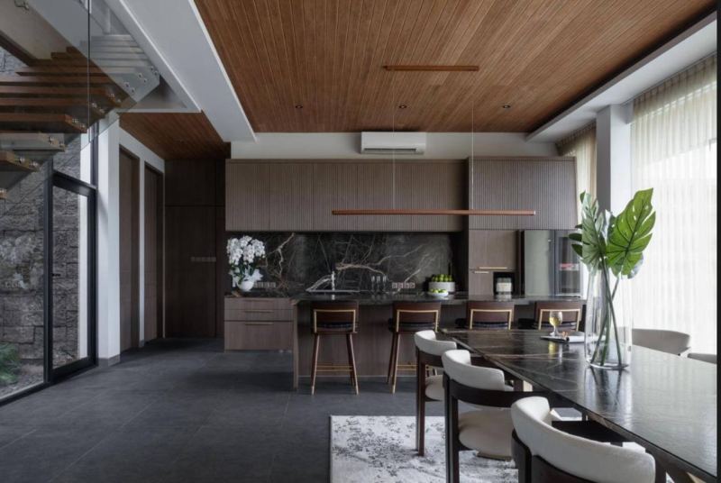 4‑Bedroom Luxury Villa