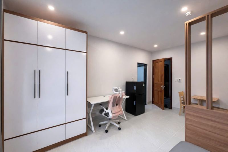 Studio with Balcony Room 204