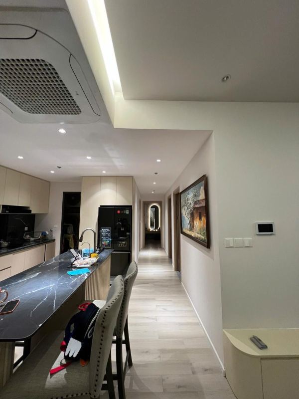 3-Room Apartment with Pool and Gym