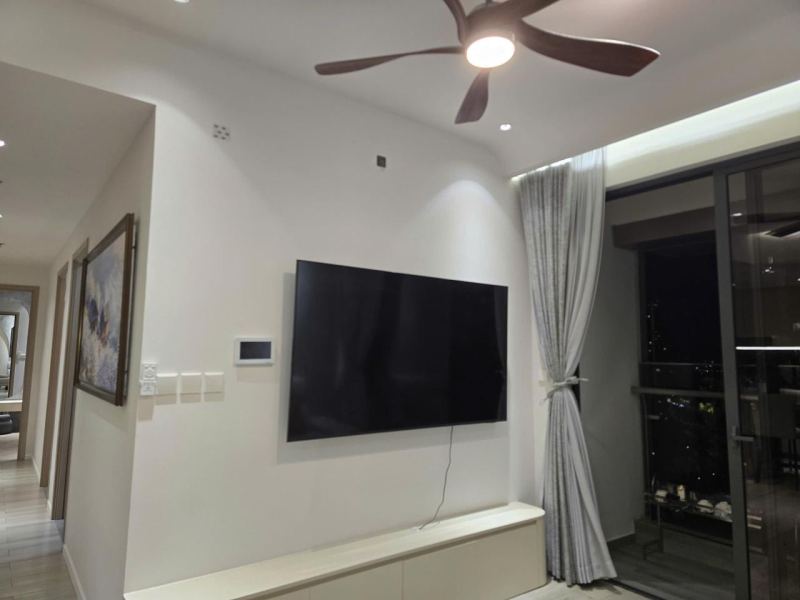 3-Room Apartment with Pool and Gym
