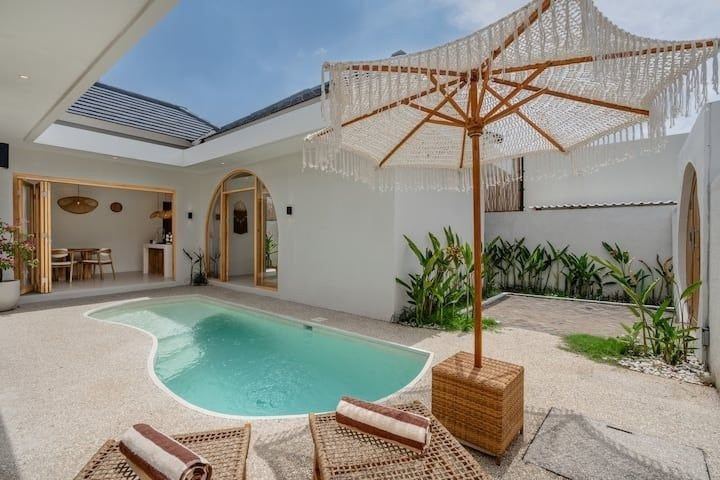 Вилла с 2 спальнями в Uluwatu