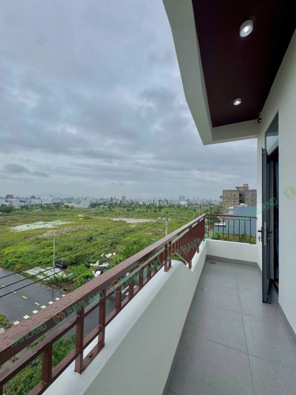 1-Bedroom Apartment on Phan Hoan Street