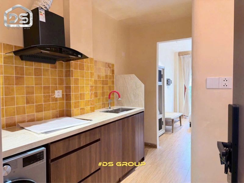 Brand New 1-Bedroom Apartment on Le Hong Phong Street