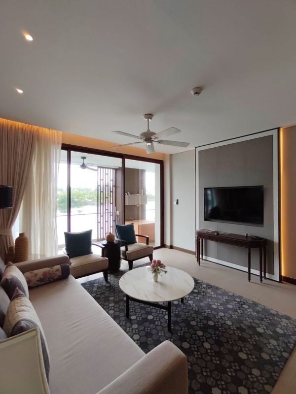 2-Bedroom Luxury Apartment in Angsana Oceanview
