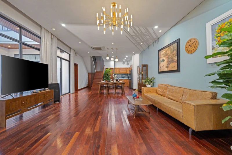 5BR Villa with Pool in Nam Viet A