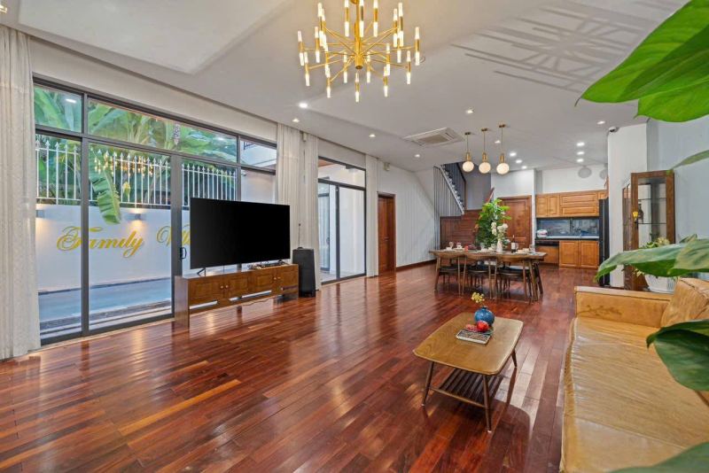 5BR Villa with Pool in Nam Viet A