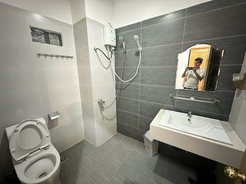 Studio Apartment with Balcony on Nguyen Duc Canh