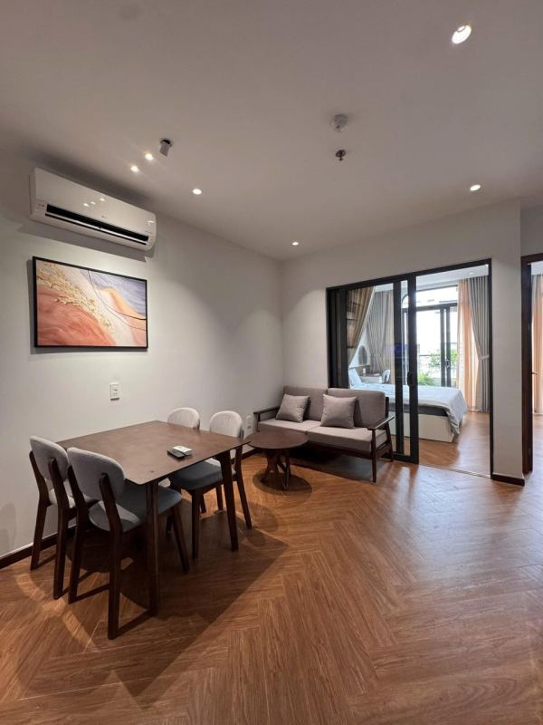 2-Bedroom Apartment in Khue My Dong 14 Street