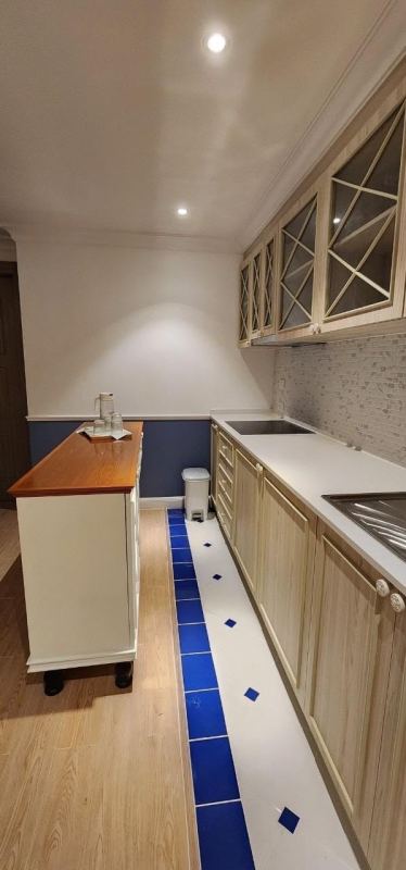 Apartment in Seven Seas Condo