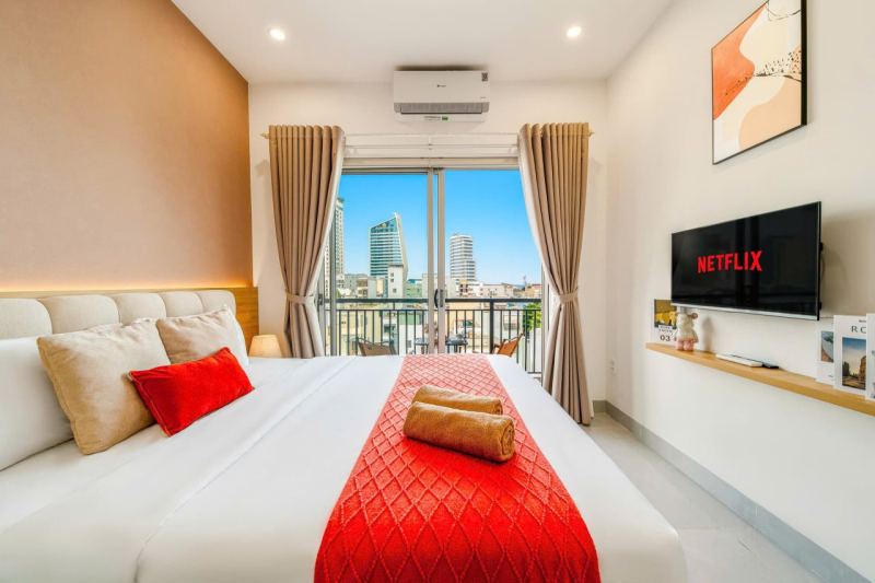Spacious 1-Bedroom Apartment with Large Balcony in Phuoc My