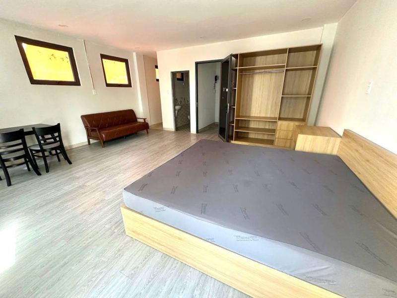 Studio Apartment with Balcony in Loc Tho