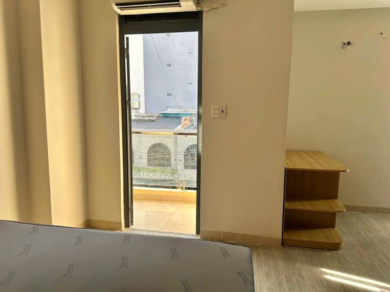 Studio Apartment with Balcony in Loc Tho