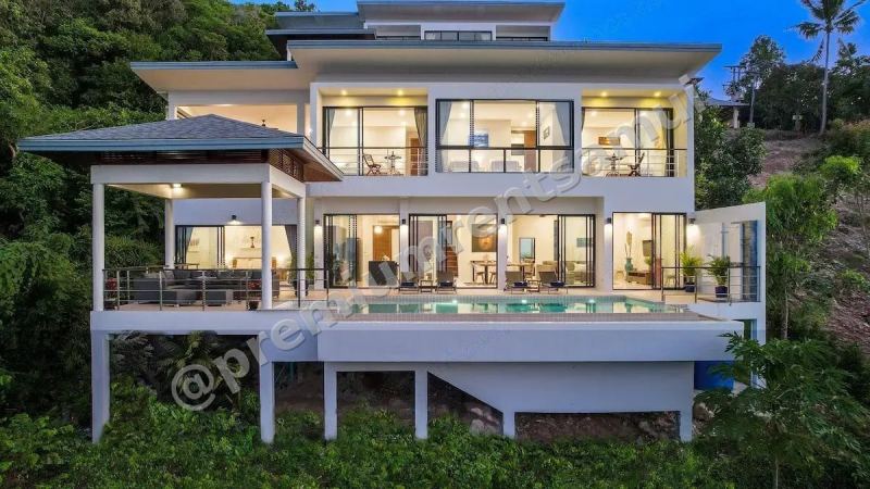 4BR Villa with Bay View in Maenam